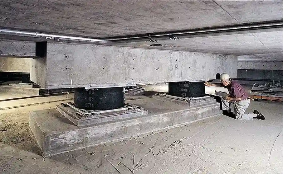 Diseño de aislación sísmica de base en Temuco: un enfoque desde la mecánica de suelos local